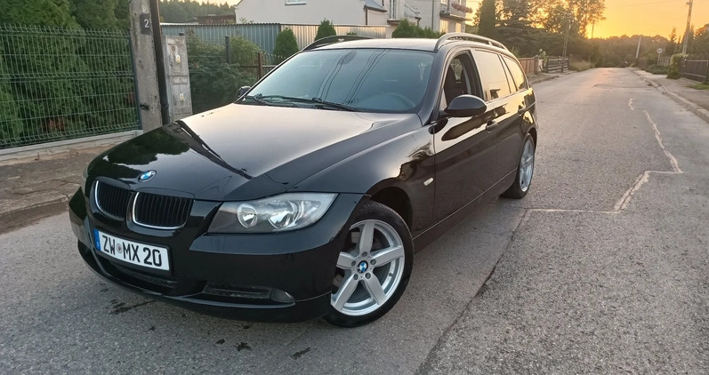 BMW Seria 3 cena 18700 przebieg: 275100, rok produkcji 2005 z Starachowice małe 121